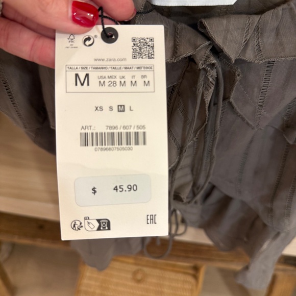 Zara Olive Tiered Ruffle Camisole Tank Tie top, Size Medium - Picture 3 of 4